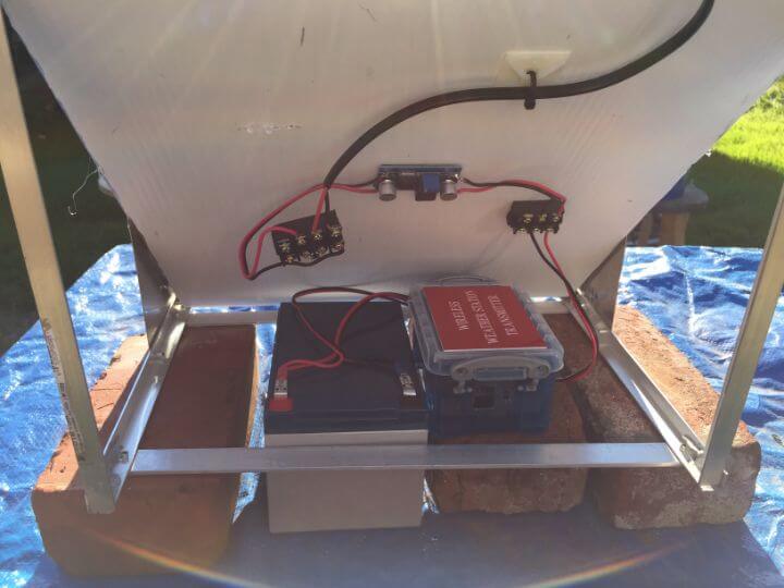 HC-12 Wireless Arduino Weather Station solar charging station